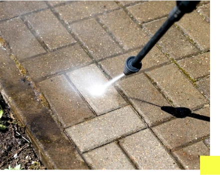 Commercial Pressure Washing